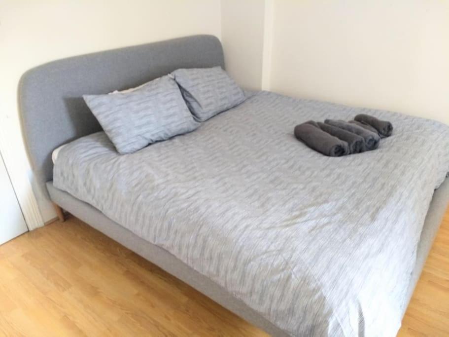 לונדון Self-Contained Private Apartment Unit 1 מראה חיצוני תמונה